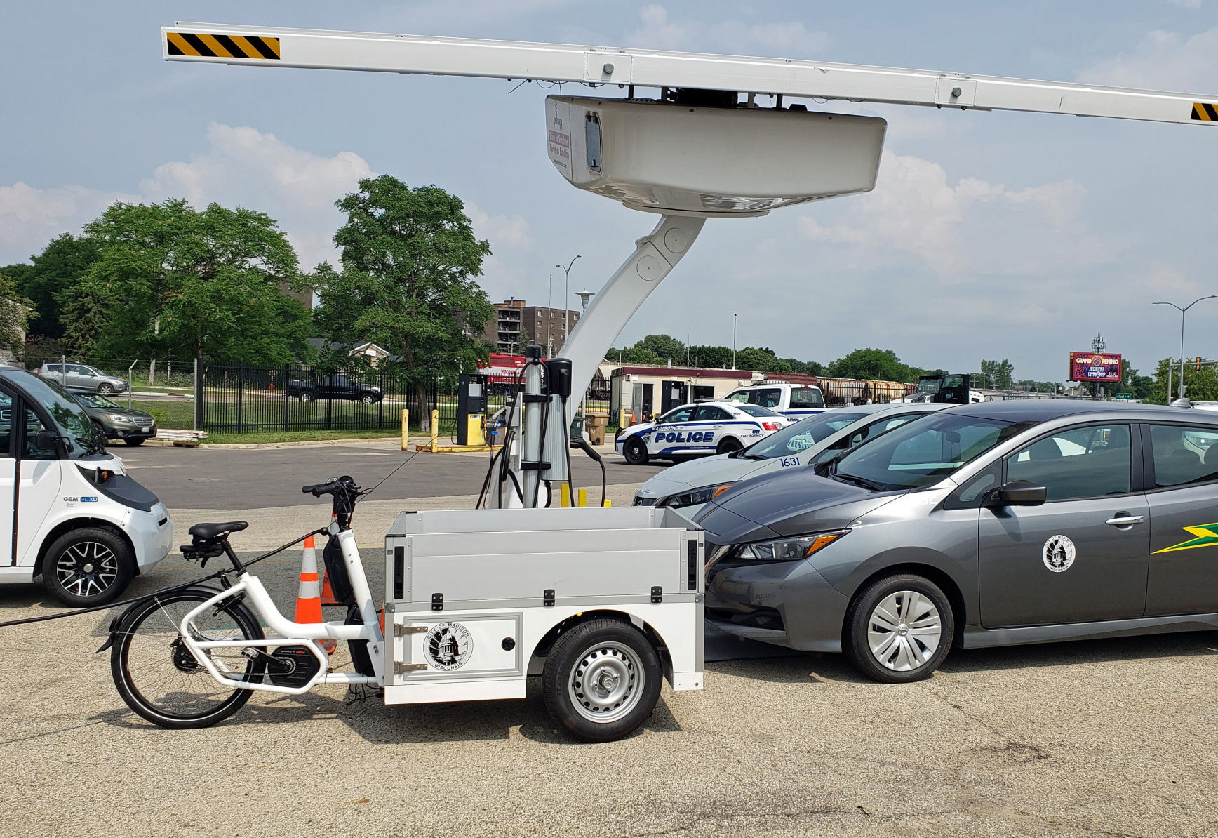 Cargo bike charging